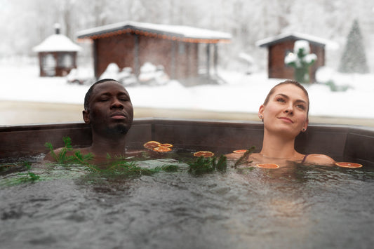 Cold Plunge Tub vs Ice Bath: Which One Should You Choose?